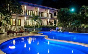 Hotel Amira